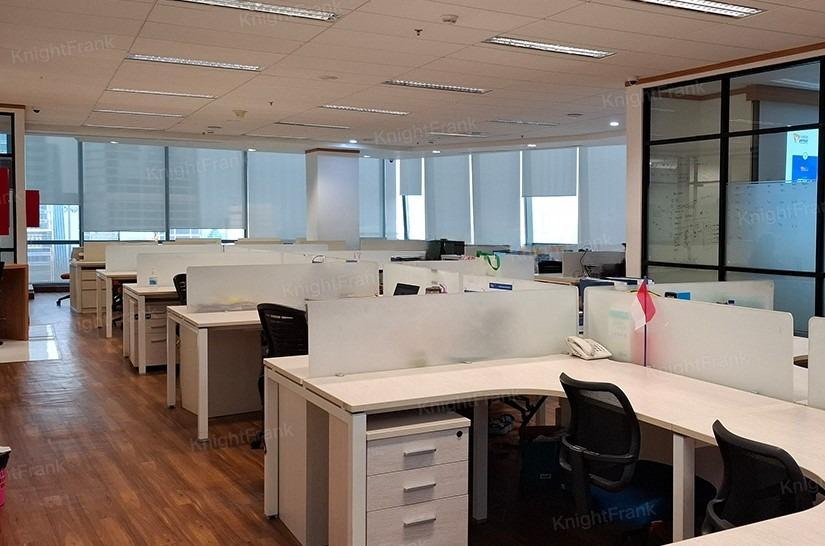 Knight Frank | Furnished Condition Office Space at Satrio Tower | Photo