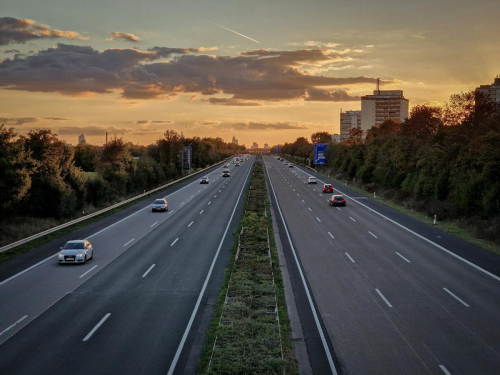 Government to Operate Additional Toll Lanes for Eid Al-Ftr Holiday | KF Map – Digital Map for Property and Infrastructure in Indonesia