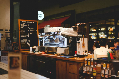 Secangkir Kopi sebagai <i>Self Reward</i> Memberi Warna pada Dinamika Ritel Jakarta | KF Map – Digital Map for Property and Infrastructure in Indonesia