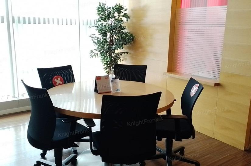Knight Frank | Fully furnished Service Office at Marquee Menara Karya, South Jakarta | Photo