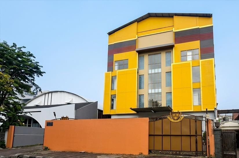 Knight Frank | Commercial Building Suitable for Office, Co-working at Tomang Raya, West Jakarta | Commercial building at Tomang Raya