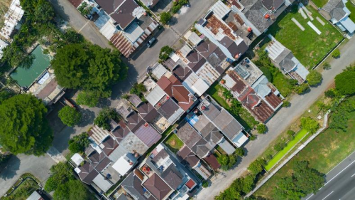 Suku Bunga, KPR, dan Daya Beli: Faktor Penentu Pasar Properti Menjelang 2027 | KF Map – Digital Map for Property and Infrastructure in Indonesia