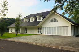 Knight Frank | Parahyangan Golf, Sentul City | For Sale - Villa in Sentul (thumbnail)