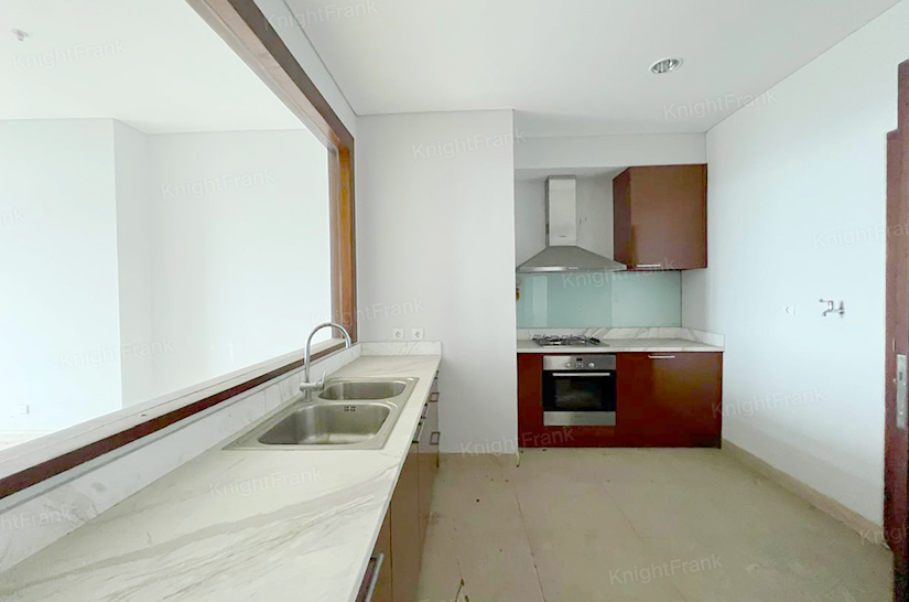 Knight Frank | Spacious 136 m² Layout Apartment, Perfect for Comfortable Living | essence dharmawangsa