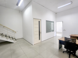 Knight Frank | 3 in 1 Warehouse for Sale – Multiguna Industrial Complex, Serpong | Multiguna Industrial Complex (thumbnail)