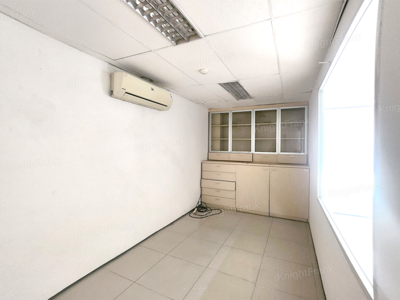 Knight Frank | 3 in 1 Warehouse for Sale – Multiguna Industrial Complex, Serpong | Multiguna Industrial Complex