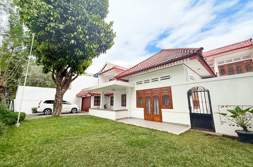 Knight Frank | Freshly Renovated - Move in Ready - Fully Furnished House in Menteng | Photo