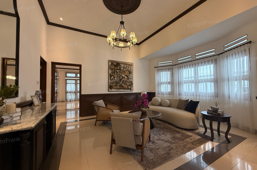 Knight Frank | Freshly Renovated - Move in Ready - Fully Furnished House in Menteng | Photo