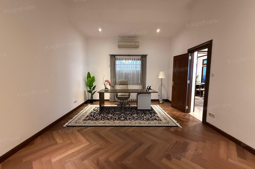Knight Frank | Freshly Renovated - Move in Ready - Fully Furnished House in Menteng | Photo