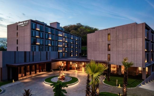 MMS Land Launches Crowne Plaza Labuan Bajo | KF Map – Digital Map for Property and Infrastructure in Indonesia