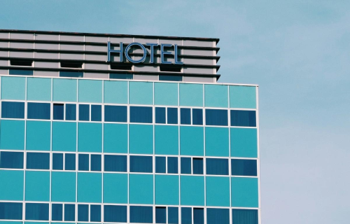 Hotel Setengah Penuh: Cukup Aman Buat Cuan? | KF Map – Digital Map for Property and Infrastructure in Indonesia