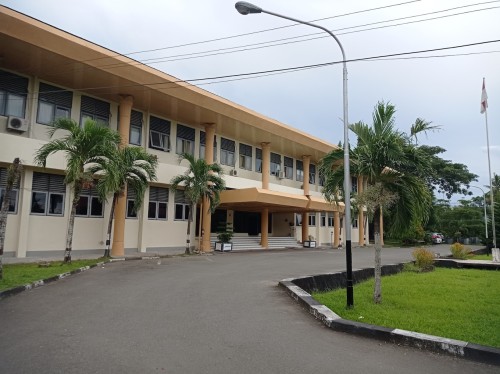 Ambon State Polytechnic, University | We provide Indonesia infrastructure map on various property sectors and data. Access property listings, infrastructure developments, news, and valuable transaction data for informed decisions.