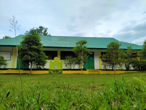 Abdul Azis Kataloka College of Administrative Science, University | We provide Indonesia infrastructure map on various property sectors and data. Access property listings, infrastructure developments, news, and valuable transaction data for informed decisions.