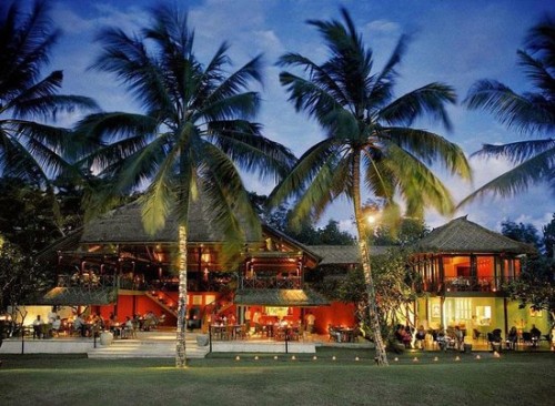 La Lucciola, Beach Club | We provide Indonesia infrastructure map on various property sectors and data. Access property listings, infrastructure developments, news, and valuable transaction data for informed decisions.