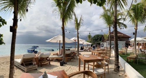 Ohana's, Beach Club | We provide Indonesia infrastructure map on various property sectors and data. Access property listings, infrastructure developments, news, and valuable transaction data for informed decisions.