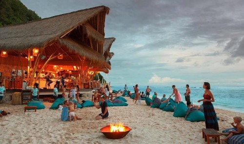 Sundays Beach Club, Beach Club | We provide Indonesia infrastructure map on various property sectors and data. Access property listings, infrastructure developments, news, and valuable transaction data for informed decisions.