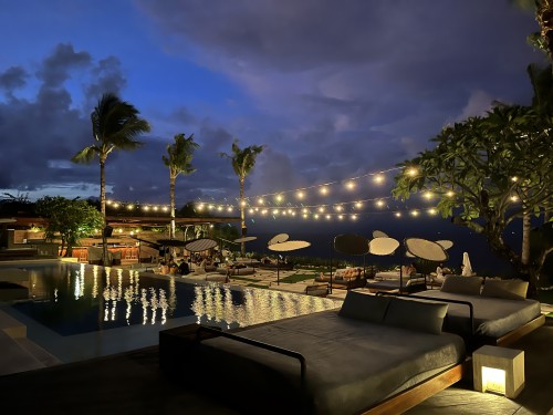 Ulu Cliff House, Beach Club | We provide Indonesia infrastructure map on various property sectors and data. Access property listings, infrastructure developments, news, and valuable transaction data for informed decisions.
