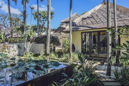 Ombak Luwung, Leased Villa | We provide Indonesia infrastructure map on various property sectors and data. Access property listings, infrastructure developments, news, and valuable transaction data for informed decisions.