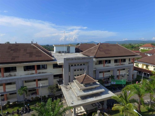 Amlapura Public Hospital, Hospital | We provide Indonesia infrastructure map on various property sectors and data. Access property listings, infrastructure developments, news, and valuable transaction data for informed decisions.