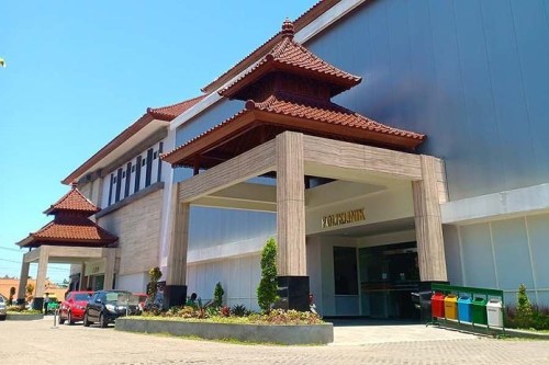 Sanjiwani Gianyar Regional General Hospital, Hospital | We provide Indonesia infrastructure map on various property sectors and data. Access property listings, infrastructure developments, news, and valuable transaction data for informed decisions.
