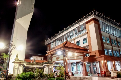 Sanglah General Hospital, Hospital | We provide Indonesia infrastructure map on various property sectors and data. Access property listings, infrastructure developments, news, and valuable transaction data for informed decisions.