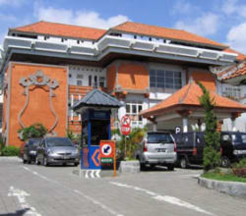 Wangaya Regional General Hospital, Hospital | We provide Indonesia infrastructure map on various property sectors and data. Access property listings, infrastructure developments, news, and valuable transaction data for informed decisions.