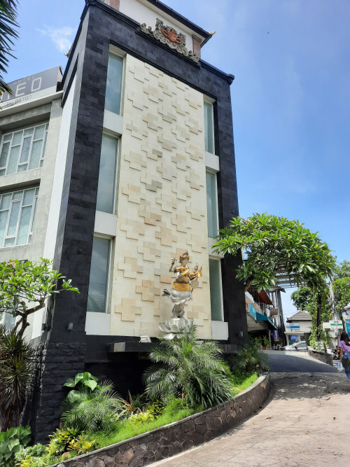 Completed hotel, PT Archipelago International | We provide Indonesia infrastructure map on various property sectors and data. Access property listings, infrastructure developments, news, and valuable transaction data for informed decisions.
