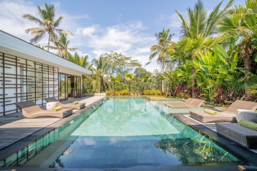 Completed hotel | We provide Indonesia infrastructure map on various property sectors and data. Access property listings, infrastructure developments, news, and valuable transaction data for informed decisions.