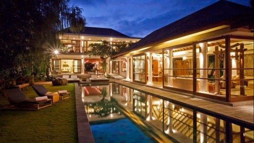 Under Construction hotel | We provide Indonesia infrastructure map on various property sectors and data. Access property listings, infrastructure developments, news, and valuable transaction data for informed decisions.