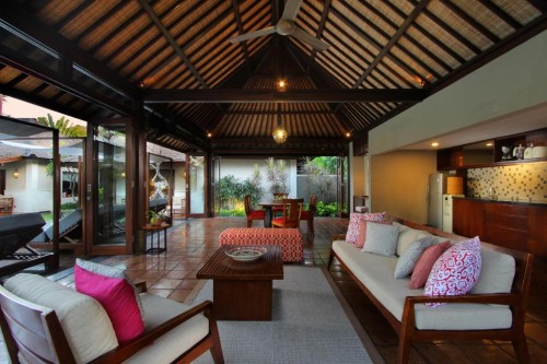 The Ulin Villas, Leased Villa | We provide Indonesia infrastructure map on various property sectors and data. Access property listings, infrastructure developments, news, and valuable transaction data for informed decisions.