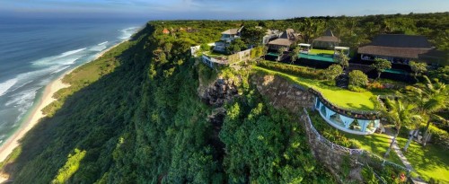 Khayangan Estate Villas, Leased Villa, Khayangan Estate | We provide Indonesia infrastructure map on various property sectors and data. Access property listings, infrastructure developments, news, and valuable transaction data for informed decisions.