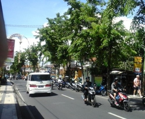 Seminyak, Leased Retail | We provide Indonesia infrastructure map on various property sectors and data. Access property listings, infrastructure developments, news, and valuable transaction data for informed decisions.