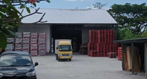 Gudang Coca Cola Denpasar Timur berlokasi di Jl. Cargo Permai, Kecamatan Denpasar Utara, Kota Denpasar, Provinsi Bali. Warehouse ini dikembangkan oleh PT Coca C...