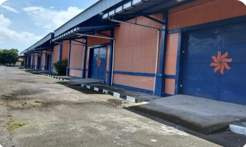 Jimbaran Warehouse berlokasi di Jl. Uluwatu II, Kecamatan Kuta Selatan, Kabupaten Badung, Provinsi Bali. Warehouse ini dikembangkan oleh Perusahaan Umum Bulog,...