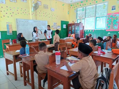 Integrated Hidayatullah Baubau Elementary School, Private School | We provide Indonesia infrastructure map on various property sectors and data. Access property listings, infrastructure developments, news, and valuable transaction data for informed decisions.