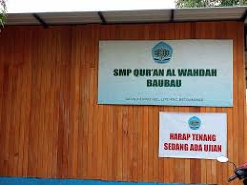 Quran Al Wahdah Baubau Junior High School, Private School | We provide Indonesia infrastructure map on various property sectors and data. Access property listings, infrastructure developments, news, and valuable transaction data for informed decisions.