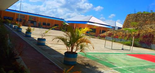 Regina Pacis Elementary School, Private School | We provide Indonesia infrastructure map on various property sectors and data. Access property listings, infrastructure developments, news, and valuable transaction data for informed decisions.