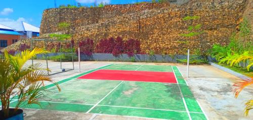 Regina Pacis Elementary School, Private School | We provide Indonesia infrastructure map on various property sectors and data. Access property listings, infrastructure developments, news, and valuable transaction data for informed decisions.