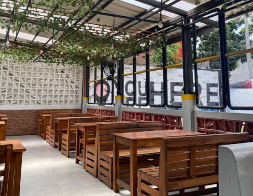 Mie Gacoan Gatsu Bandung, Stand Alone Retail | We provide Indonesia infrastructure map on various property sectors and data. Access property listings, infrastructure developments, news, and valuable transaction data for informed decisions.