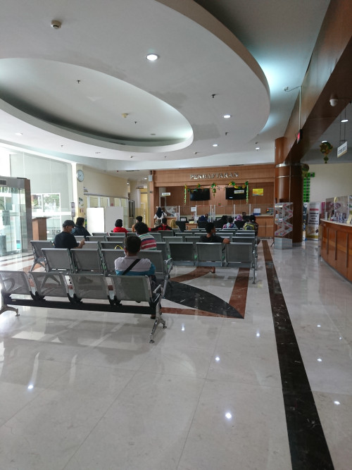 Advent Hospital Bandung, Hospital | We provide Indonesia infrastructure map on various property sectors and data. Access property listings, infrastructure developments, news, and valuable transaction data for informed decisions.