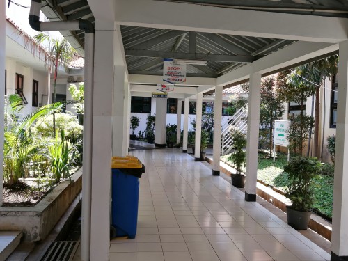 Bandung Regional General Hospital, Hospital | We provide Indonesia infrastructure map on various property sectors and data. Access property listings, infrastructure developments, news, and valuable transaction data for informed decisions.
