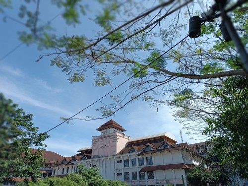 Dr. Hasan Sadikin Central General Hospital, Hospital | We provide Indonesia infrastructure map on various property sectors and data. Access property listings, infrastructure developments, news, and valuable transaction data for informed decisions.