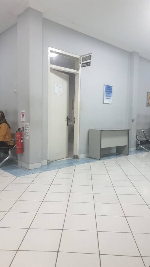 Dr. M. Salamun Air Force Hospital, Hospital | We provide Indonesia infrastructure map on various property sectors and data. Access property listings, infrastructure developments, news, and valuable transaction data for informed decisions.