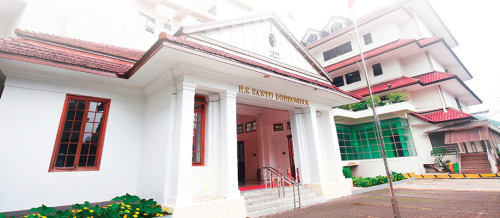 Santo Borromeus Hospital, Hospital | We provide Indonesia infrastructure map on various property sectors and data. Access property listings, infrastructure developments, news, and valuable transaction data for informed decisions.