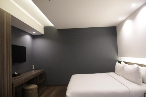 Completed hotel | We provide Indonesia infrastructure map on various property sectors and data. Access property listings, infrastructure developments, news, and valuable transaction data for informed decisions.