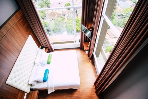 Completed hotel | We provide Indonesia infrastructure map on various property sectors and data. Access property listings, infrastructure developments, news, and valuable transaction data for informed decisions.
