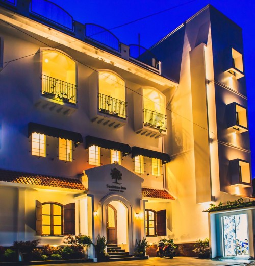 Completed hotel | We provide Indonesia infrastructure map on various property sectors and data. Access property listings, infrastructure developments, news, and valuable transaction data for informed decisions.