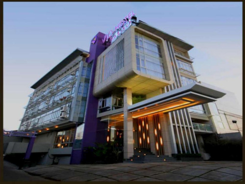 Completed hotel, Dafam Hotels | We provide Indonesia infrastructure map on various property sectors and data. Access property listings, infrastructure developments, news, and valuable transaction data for informed decisions.