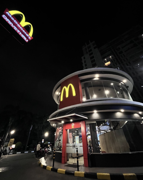 McDonald's Simpang Dago, Stand Alone Retail | We provide Indonesia infrastructure map on various property sectors and data. Access property listings, infrastructure developments, news, and valuable transaction data for informed decisions.