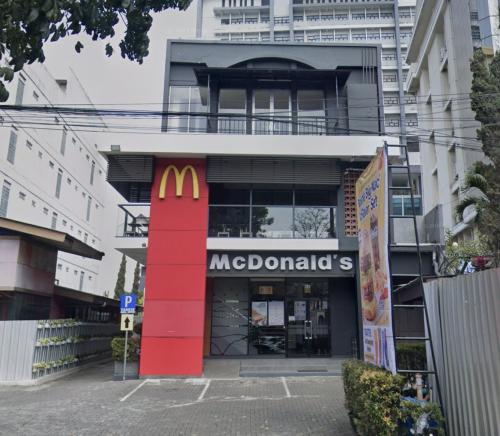 McDonald's Surya Sumantri, Stand Alone Retail | We provide Indonesia infrastructure map on various property sectors and data. Access property listings, infrastructure developments, news, and valuable transaction data for informed decisions.